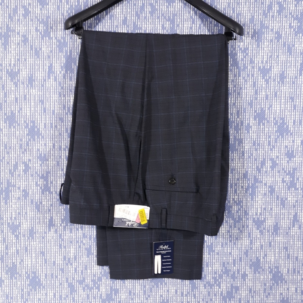 Ralph Lauren Dress Pants Comfort Flex Mens Waist 42 Inseam 30 Gray NEW
